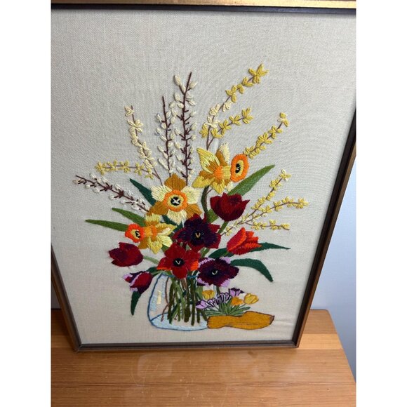 Flower floral vintage bouquet daffodils tulips crossstitch crewel art picture - Picture 9 of 9